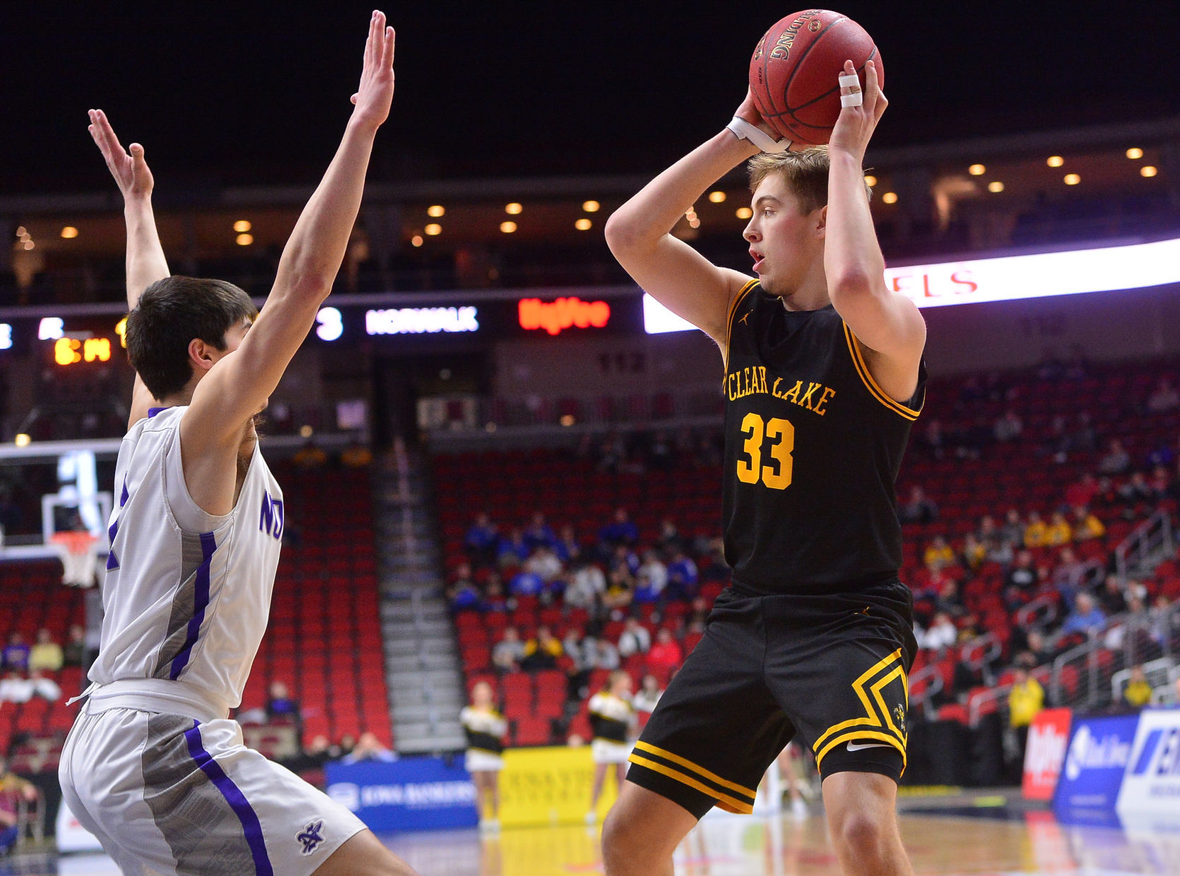 State BBall Clear Lake vs. Norwalk 6